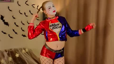 Kate online show from 11/01/25, 02:08