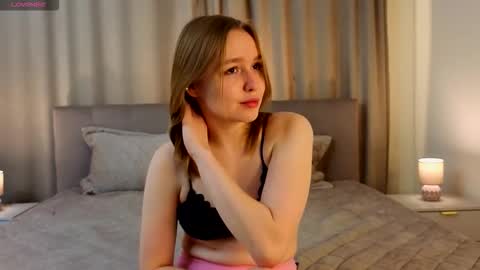 Kate online show from 11/20/25, 01:33