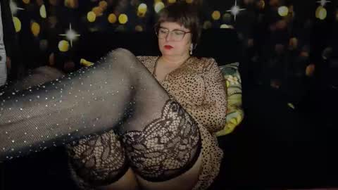 Anika online show from 10/24/25, 08:44