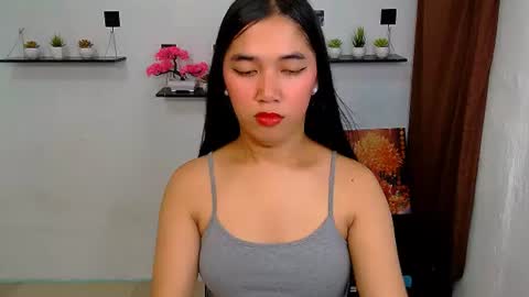 Snapshot of yanna_fucks chatting on 07/20/26, 08:33 Ur lovely Yanna online show from 07/20/26, 08:33