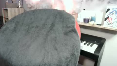 Snapshot of yannsolo8106 chatting on 11/23/25, 03:12 yannsolo8106 online show from 11/23/25, 03:12