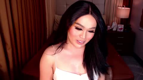 Snapshot of yanny_xoxo chatting on 03/08/25, 09:40 Allisonn online show from 03/08/25, 09:40