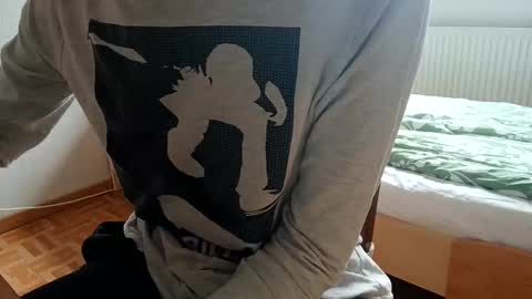 Snapshot of yanp541 chatting on 10/19/25, 11:11 yanp541 online show from 10/19/25, 11:11