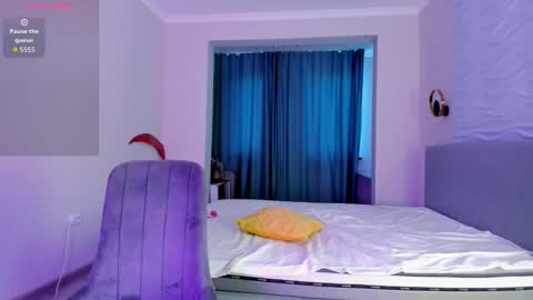 Yana online show from 10/26/25, 04:18