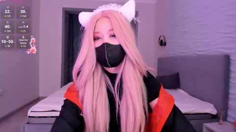 Snapshot of yanyaan chatting on 12/17/25, 08:26 Yana online show from 12/17/25, 08:26