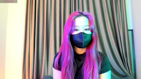 Snapshot of yanyaan chatting on 01/18/26, 10:46 Yana online show from 01/18/26, 10:46