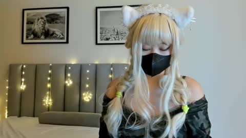 Snapshot of yanyaan chatting on 02/21/26, 08:43 Yana online show from 02/21/26, 08:43