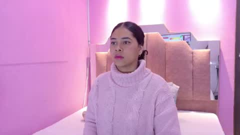 yara10_ online show from 04/20/26, 11:46