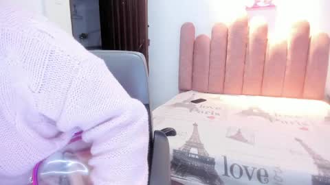 yara10_ online show from 04/21/26, 11:49