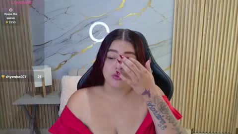 Yara  online show from 11/07/25, 07:58