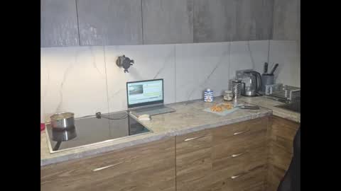 yaria29 online show from 01/27/25, 12:58