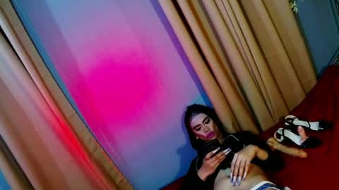 Snapshot of yasii19 chatting on 01/07/25, 04:16 miss yasii online show from 01/07/25, 04:16