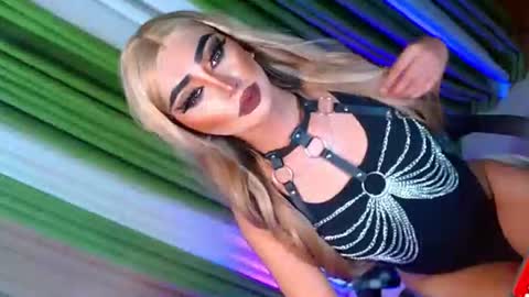 Snapshot of yasii19 chatting on 09/11/25, 03:56 miss yasii online show from 09/11/25, 03:56