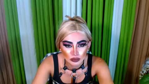 Snapshot of yasii19 chatting on 09/13/25, 07:02 miss yasii online show from 09/13/25, 07:02