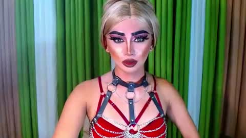Snapshot of yasii19 chatting on 09/14/25, 03:44 miss yasii online show from 09/14/25, 03:44