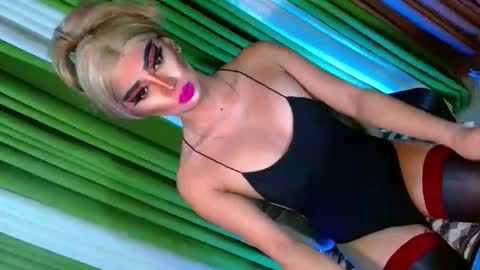 Snapshot of yasii19 chatting on 09/29/25, 03:50 miss yasii online show from 09/29/25, 03:50