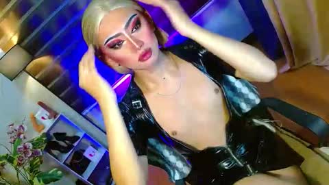 miss yasii online show from 02/10/26, 02:21