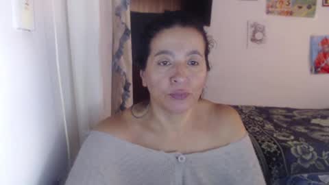 Snapshot of yasmin_love85 chatting on 02/03/25, 03:49 yasmin_love85 online show from 02/03/25, 03:49