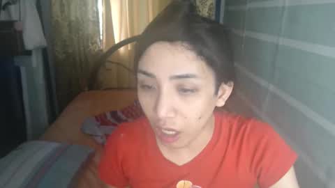 Snapshot of yassiered chatting on 12/31/24, 12:11 yassiered online show from 12/31/24, 12:11