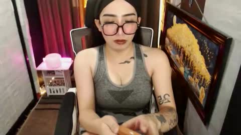 yassiered online show from 04/21/26, 08:53