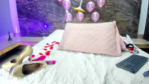 Snapshot of yaya____ chatting on 03/09/25, 07:56 yaya____ online show from 03/09/25, 07:56