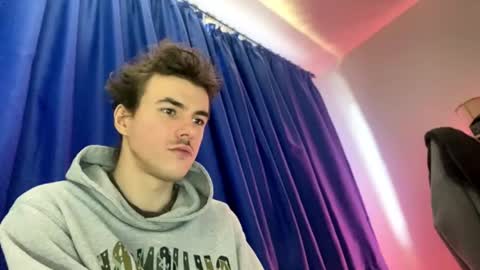 yayay333 online show from 04/23/26, 12:29