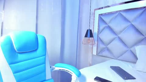 yayi derek  online show from 02/20/25, 11:53