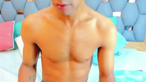 yayi derek  online show from 10/28/25, 11:36