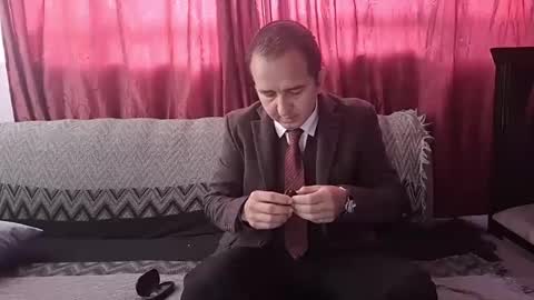 Hazzan online show from 10/01/25, 02:23