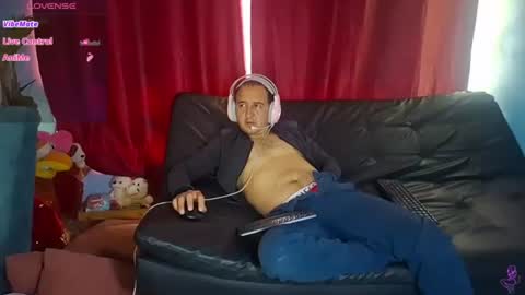 Hazzan online show from 06/23/26, 04:38