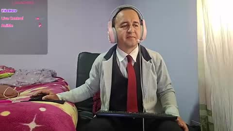 Hazzan online show from 07/24/26, 12:36