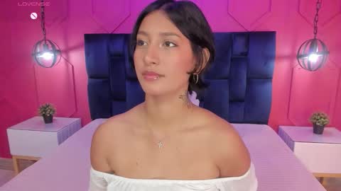 Yazmin online show from 02/18/26, 12:01