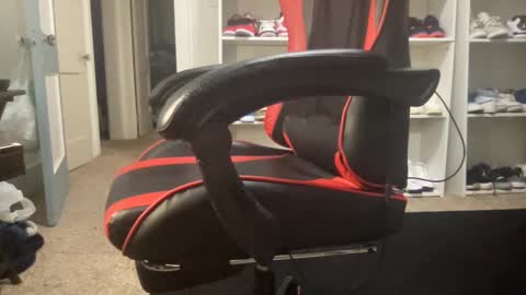 Yeahitsrell online show from 03/02/25, 08:59