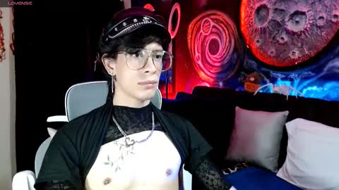 Snapshot of yedrix20 chatting on 02/13/26, 06:59 MASTER YEDRIX online show from 02/13/26, 06:59