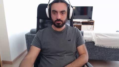 Snapshot of yeeaahoo chatting on 09/23/25, 07:11 yeeaahoo online show from 09/23/25, 07:11