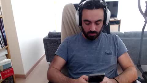 yeeaahoo online show from 12/03/25, 09:18