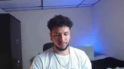 yeff online show from 11/08/25, 02:12