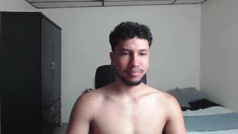 yeff online show from 12/05/25, 01:58