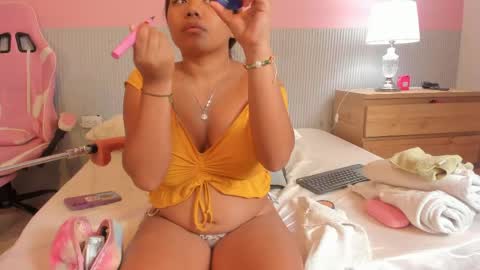 yeika_foxy online show from 03/20/26, 11:04