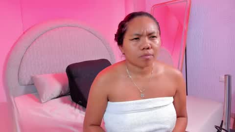 yeika_foxy online show from 04/16/26, 11:33