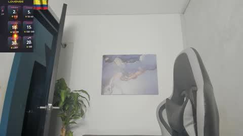 YEIKO ROMERO online show from 11/11/25, 05:24