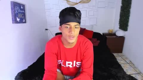 yeison_77 online show from 12/16/24, 09:24