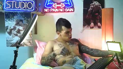 yeisoncastellanos1999 online show from 09/29/25, 11:42