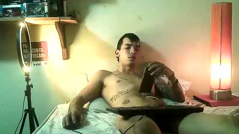 yeisoncastellanos1999 online show from 06/30/26, 05:36