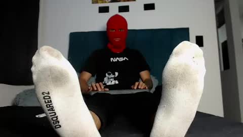 yeisongomezz online show from 09/30/25, 03:44