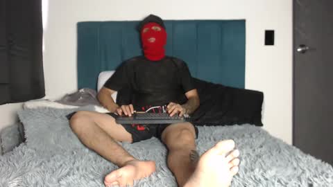 yeisongomezz online show from 10/05/25, 08:51