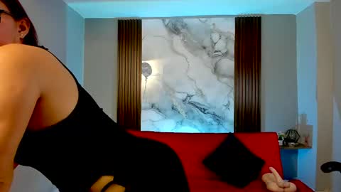 yelena03 online show from 07/06/26, 10:45