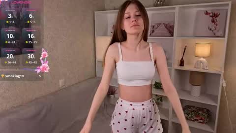 Kate online show from 05/20/26, 01:23