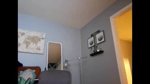 Ella Ts online show from 01/25/25, 09:15