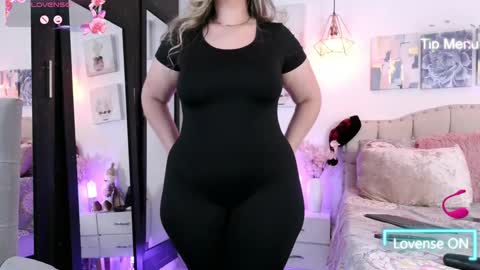 yellow_lily online show from 12/04/24, 02:26